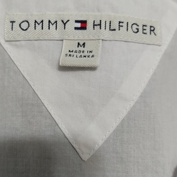 Tommy Hilfiger button down ruffle dress shirt - Picture 4 of 4
